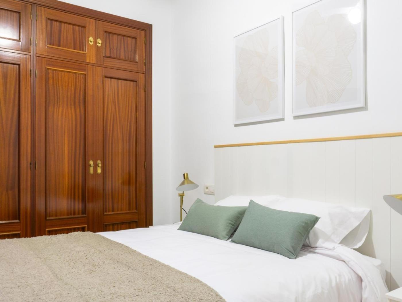 Tuga Dos Aceras 38 Malaga Apartment Bagian luar foto